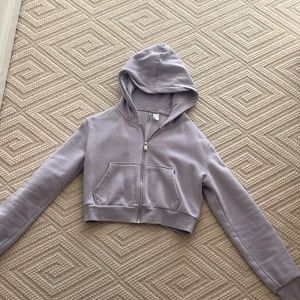 h&m divided cropped purple zip-up sweatshirt M